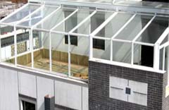 玻璃顶阳光房施工框架喷防腐白色烤漆